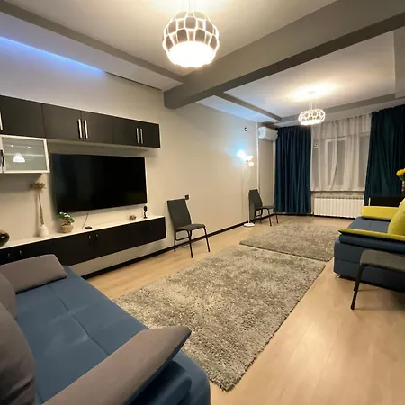 Просторная Современная 2-Комнатная Квартира Almaty Exterior photo