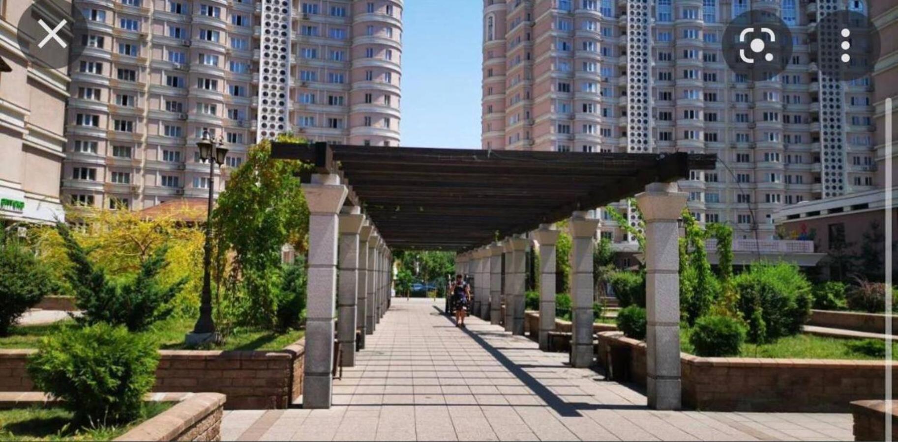 Apartment просторная современная 2-комнатная Almaty