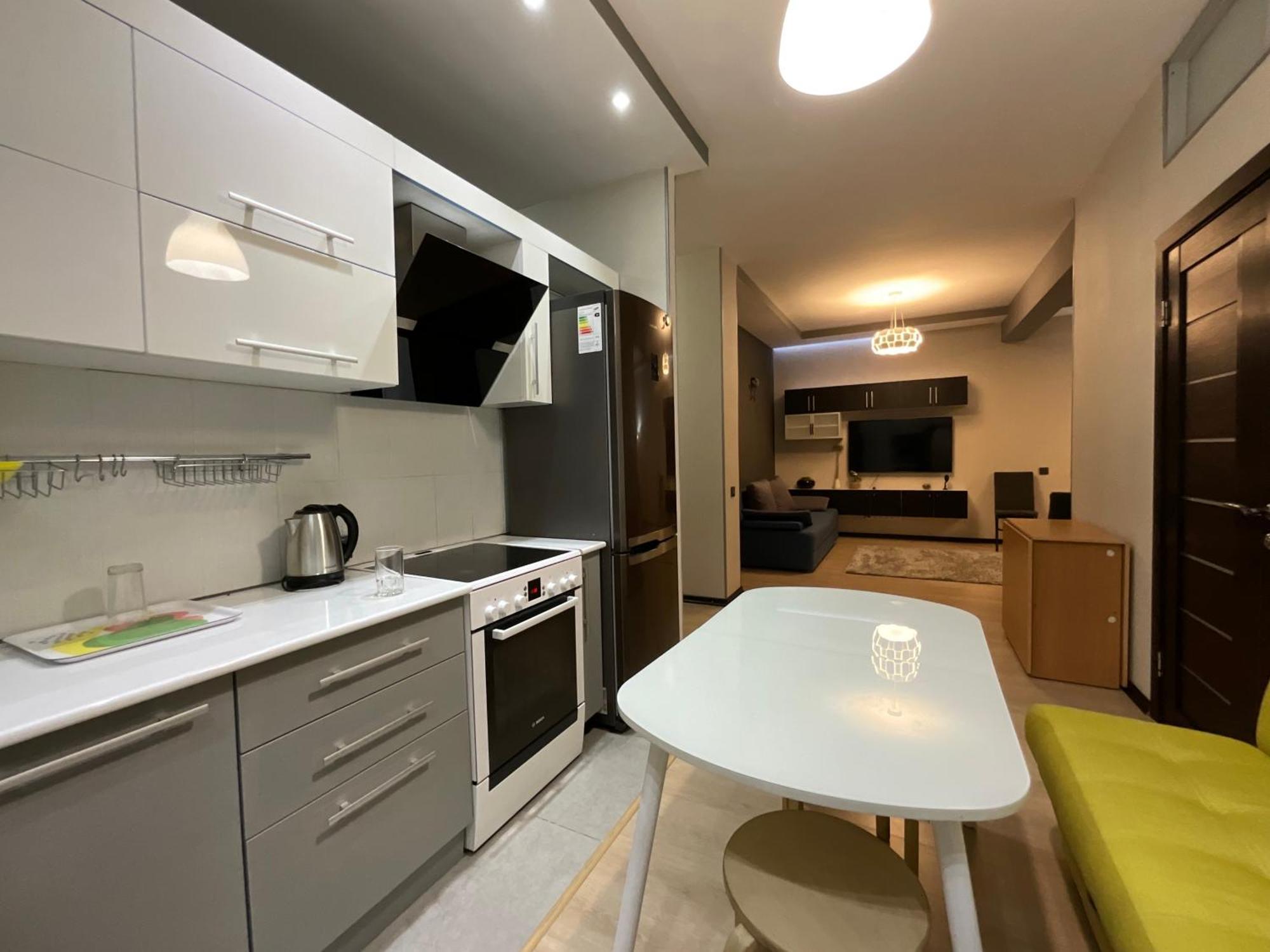Apartment просторная современная 2-комнатная *